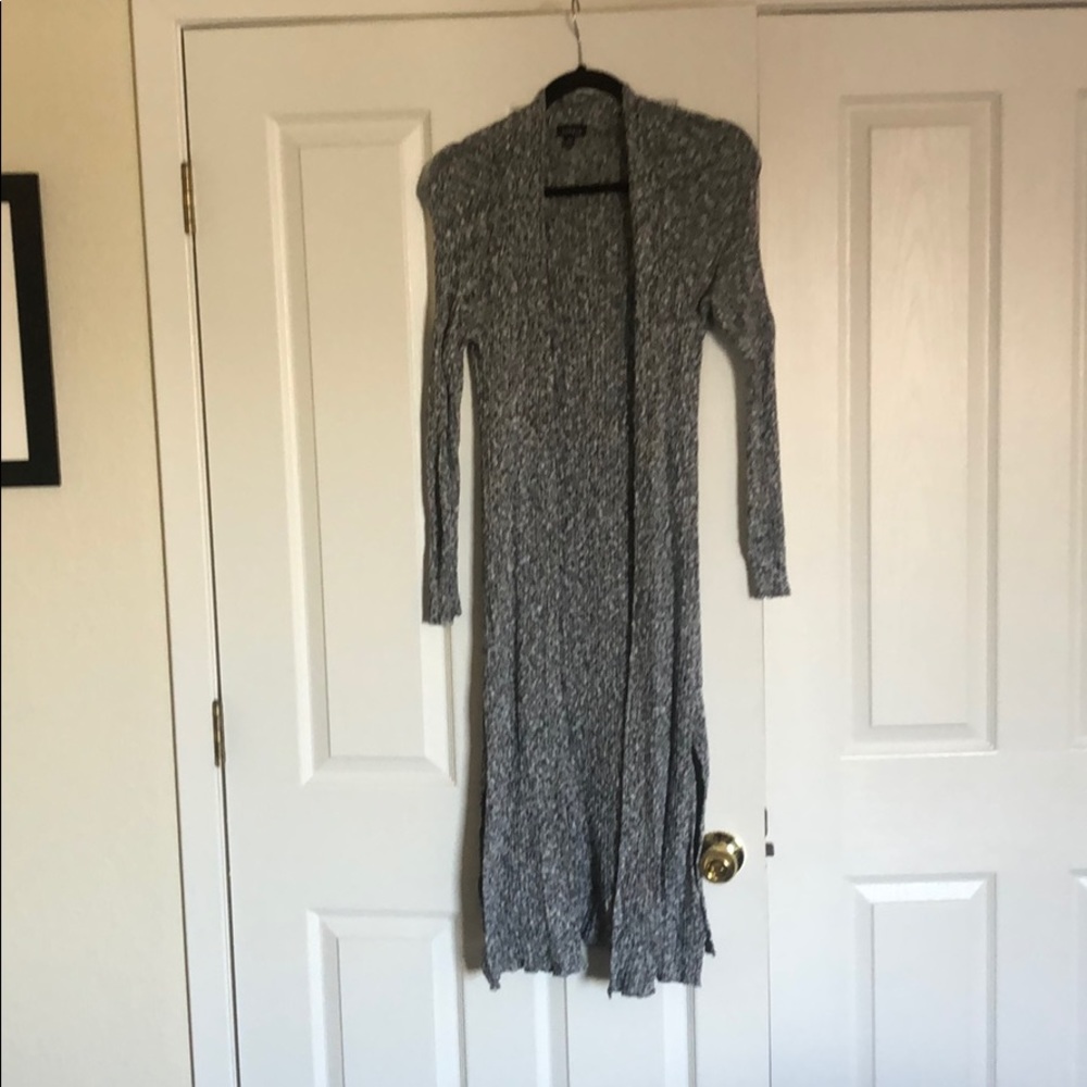 🛍CLEARANCE!Torrid-grey and white cardigan